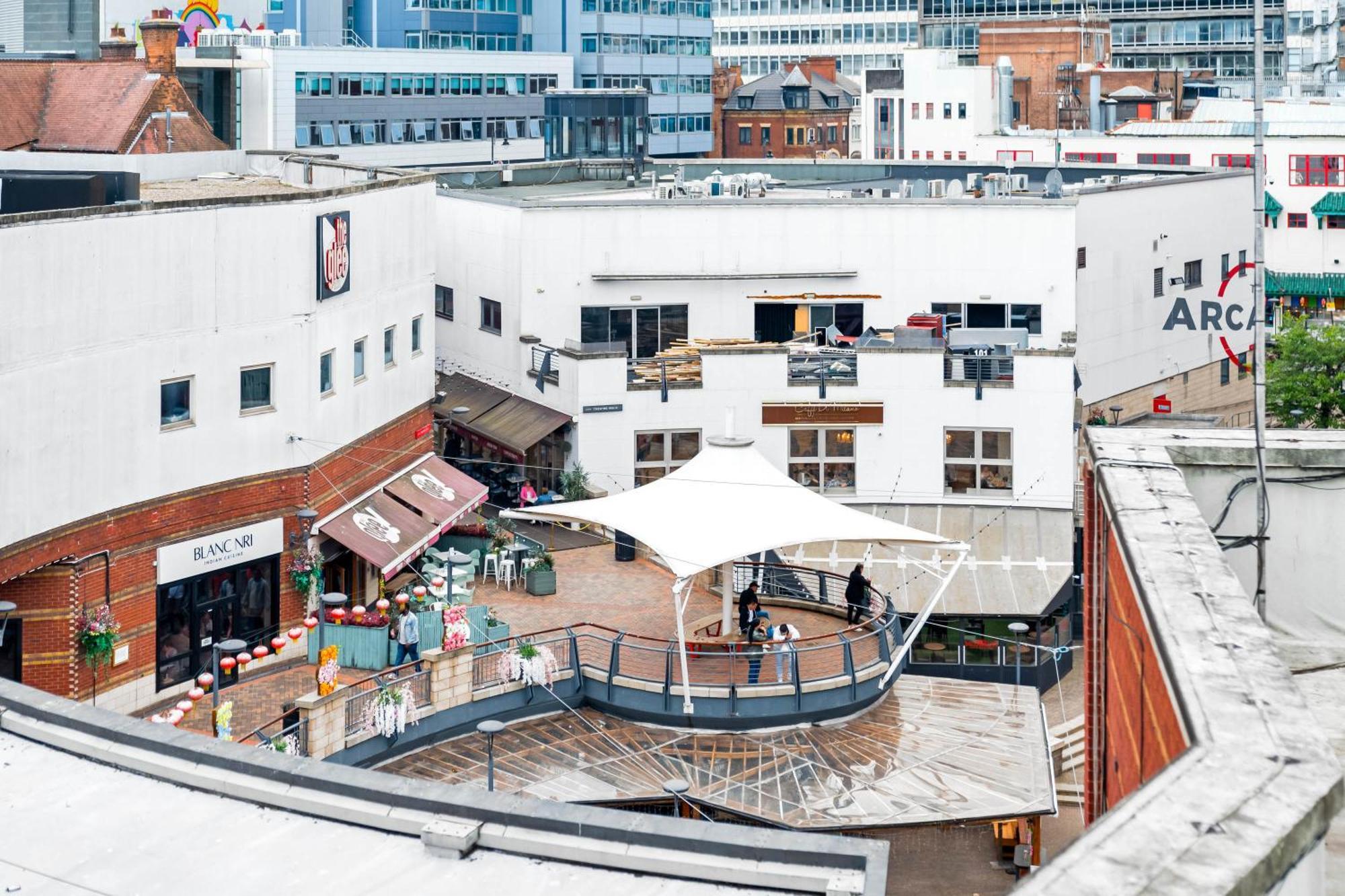 Apartment Chic Centre - China Town - Balcony - Parking - Wifi - Netflix - 43a