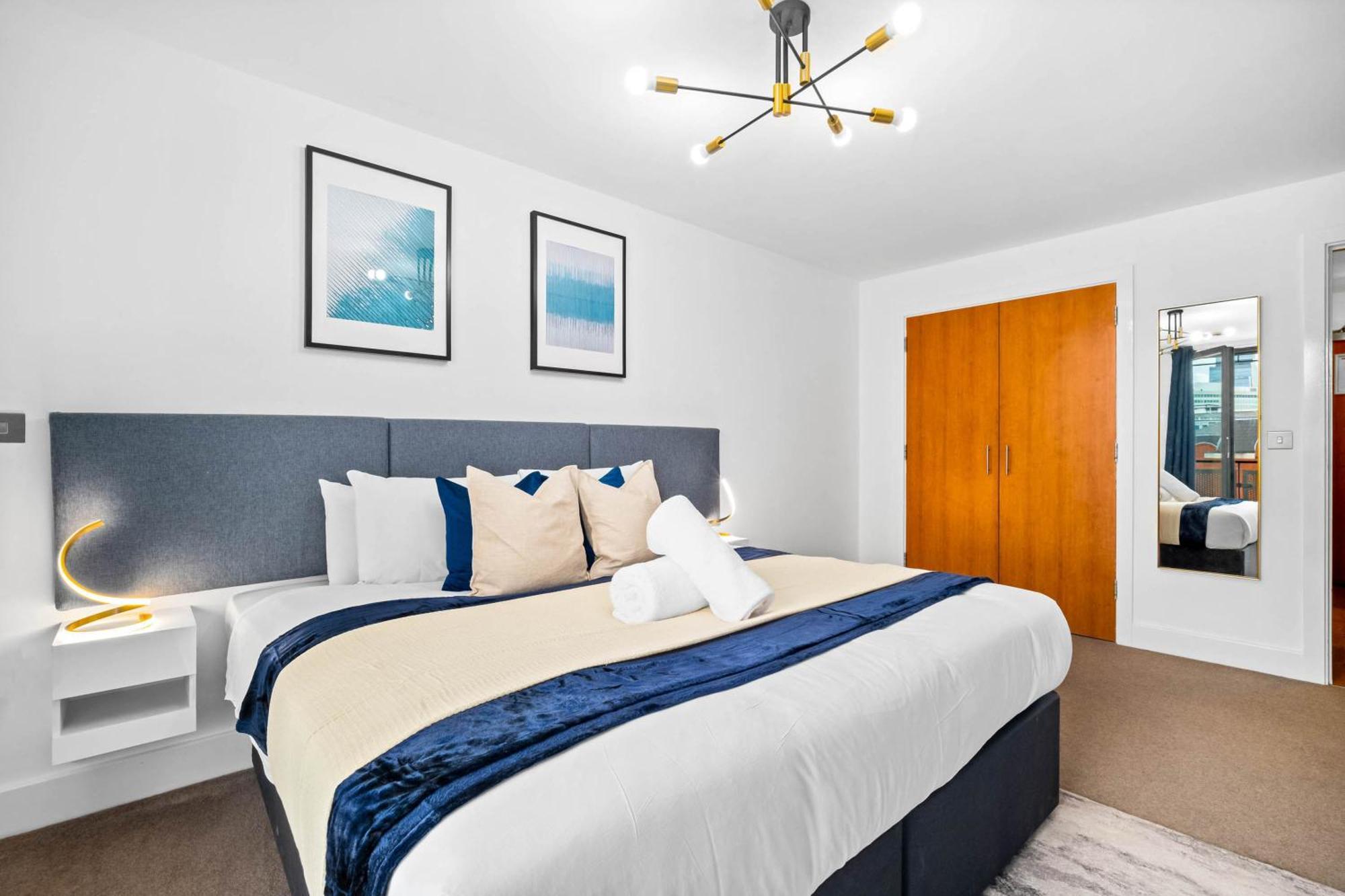 Apartment Chic Centre - China Town - Balcony - Parking - Wifi - Netflix - 43a
